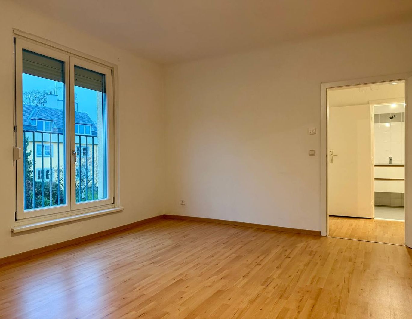 Helle unbefristete 3-Zimmer-Wohnung mit Balkon in grüner Ruhelage - 1130 Wien (Hietzing)