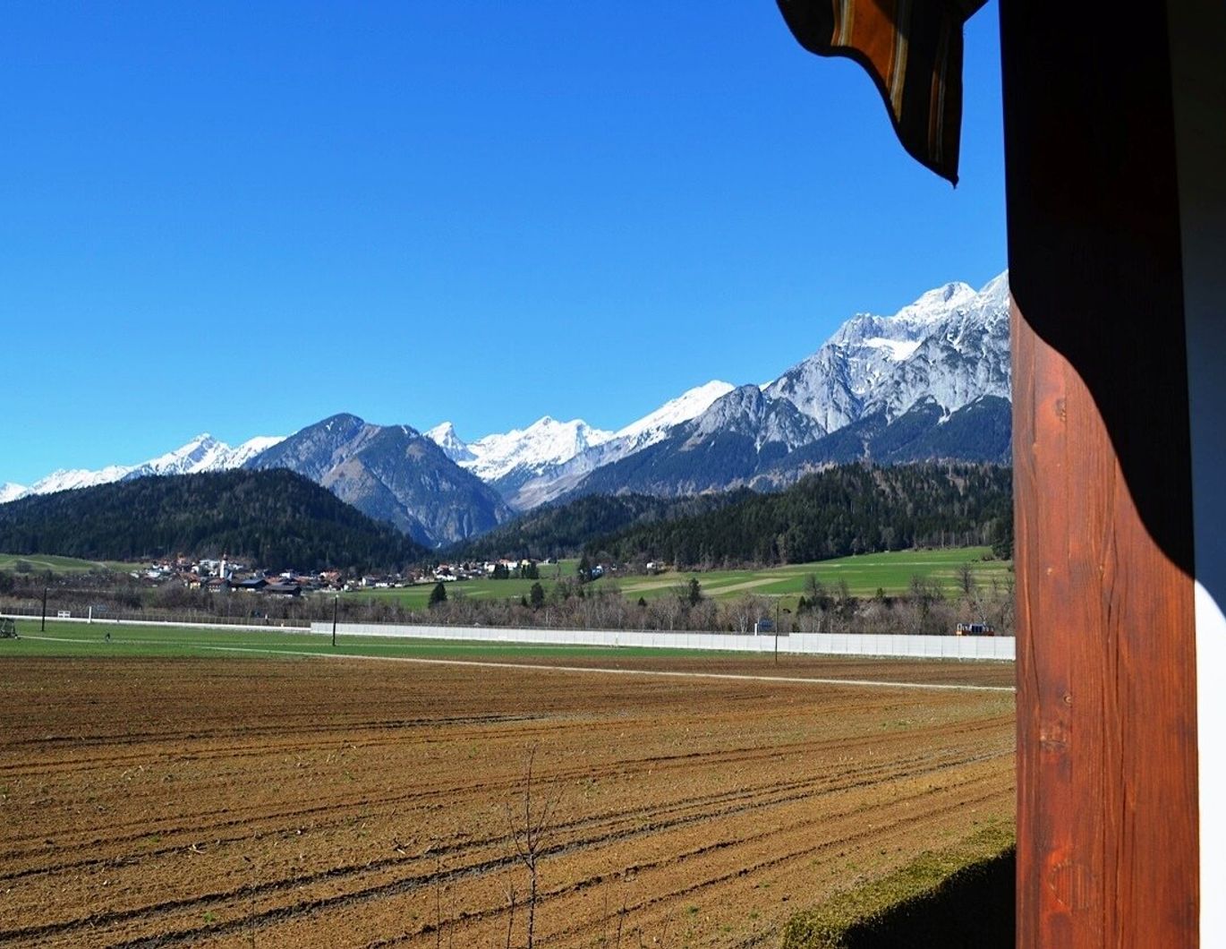 Traumhafte 4-Zimmer-Wohnung in Wattens: Terrasse, Garage und viel Platz für € 539.000.- !