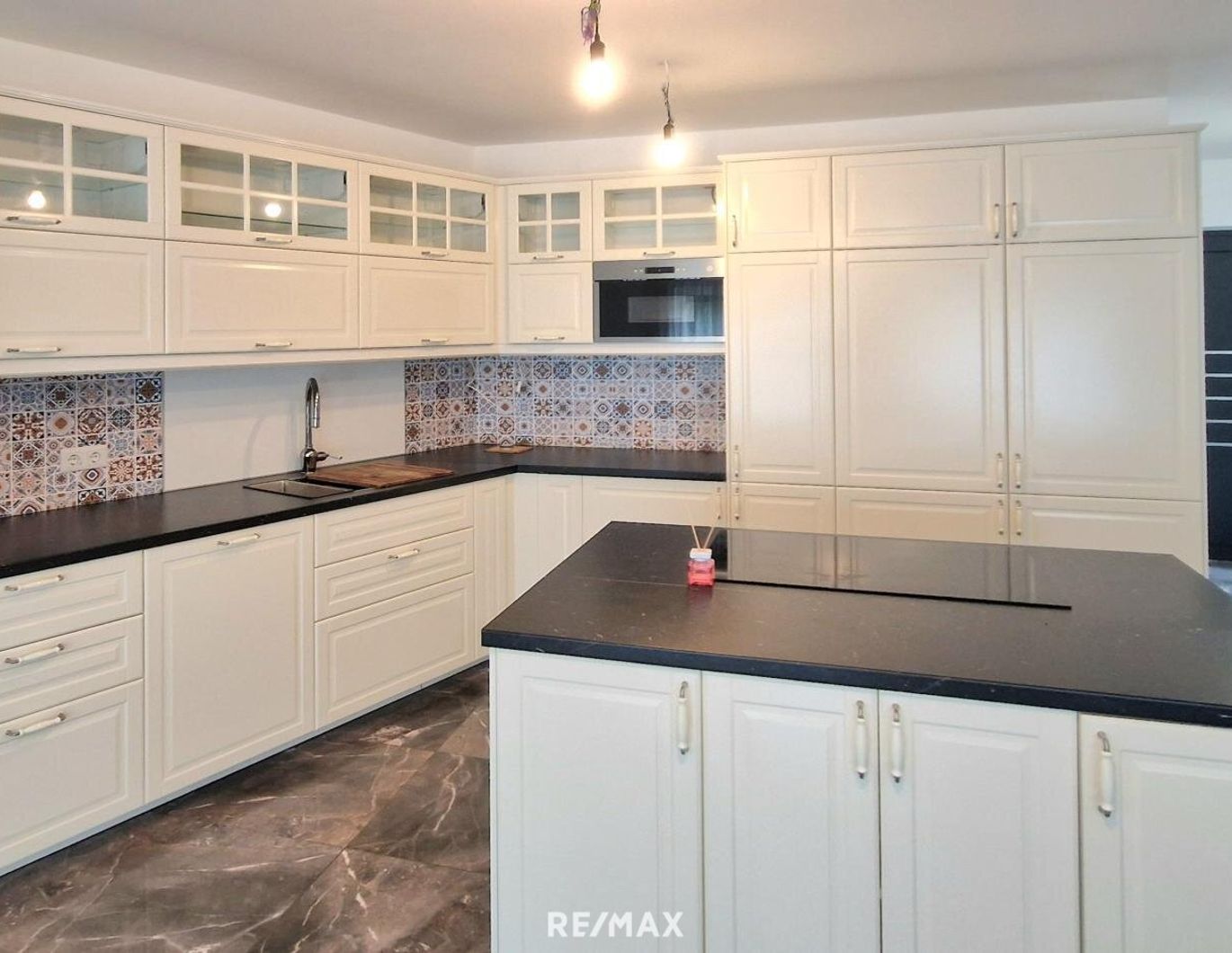 REIHENHAUS an der STADTGRENZE