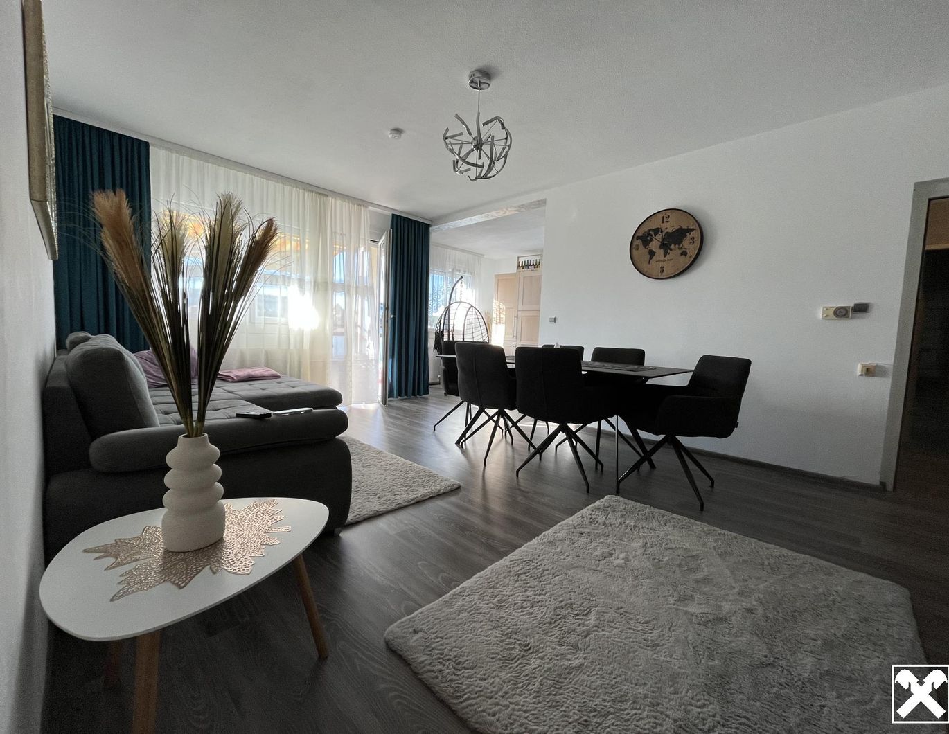 Geräumige Eigentumswohnung mit Loggia in Zentrumsnähe