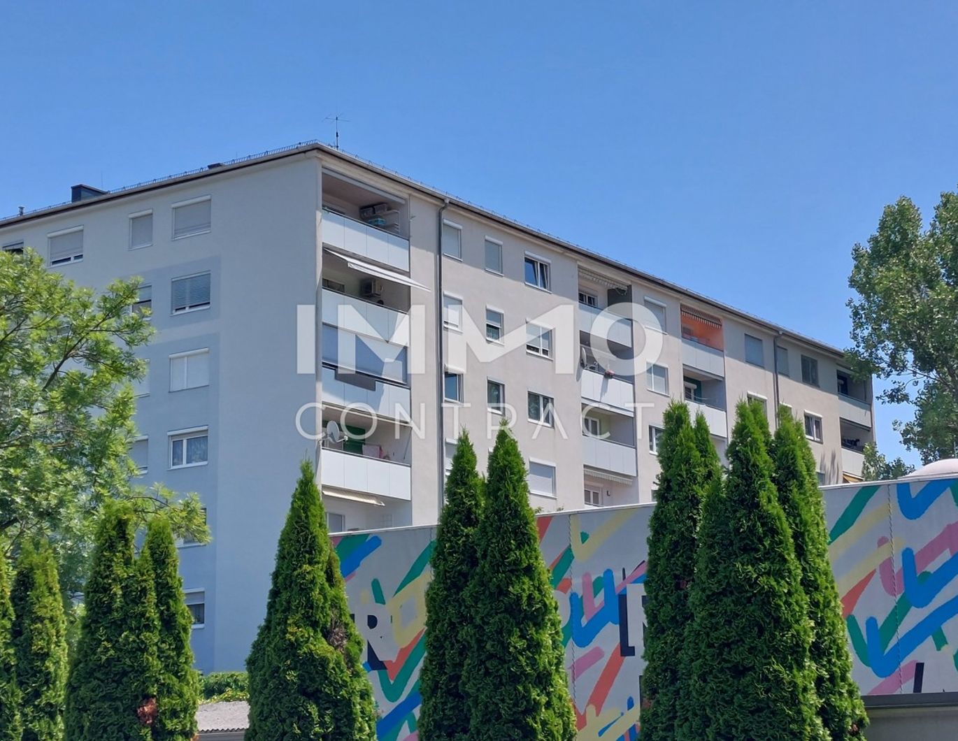 !!!! INNENSTADT GUTE LAGE!!! 3-ZI. WOHNUNG + WOHNKÜCHE MIT WESTLOGGIA UND PARKPLATZ