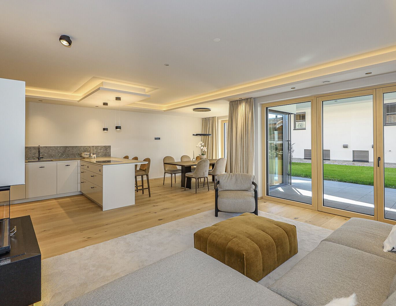 Luxuriöse Gartenwohnung mit eigenem Wellnessbereich