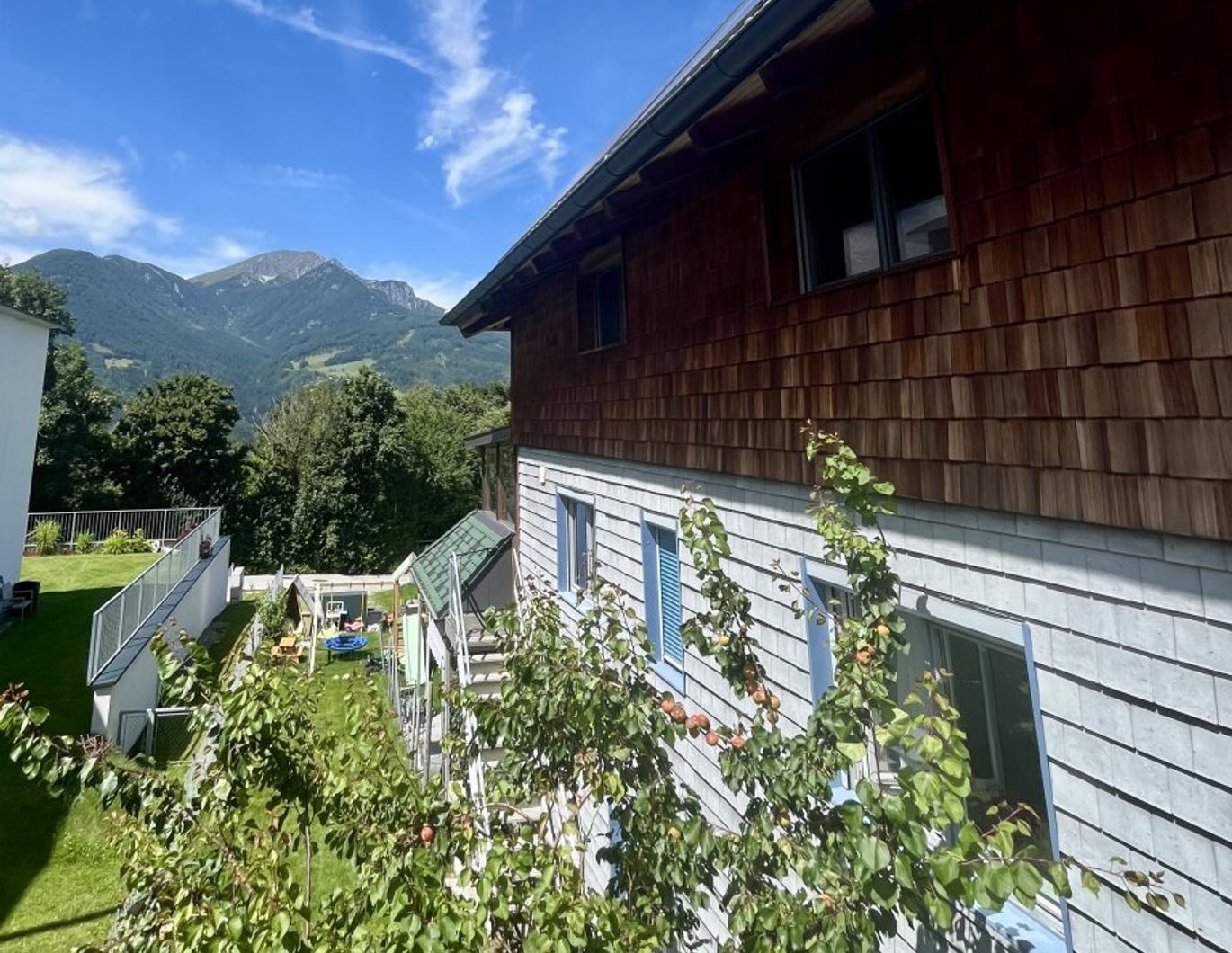 Charmante Wohnung auf zwei Etagen für Familienleben und Rückzug