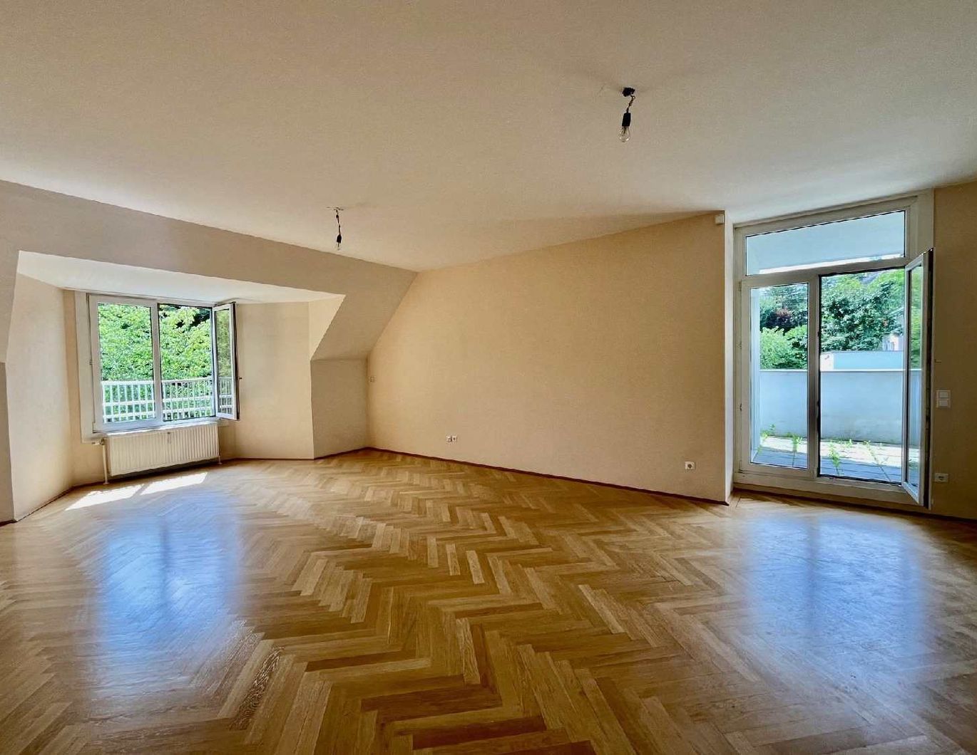 4 Zimmer Dachgeschoß mit Loggia und Grünblick in Neustift am Walde