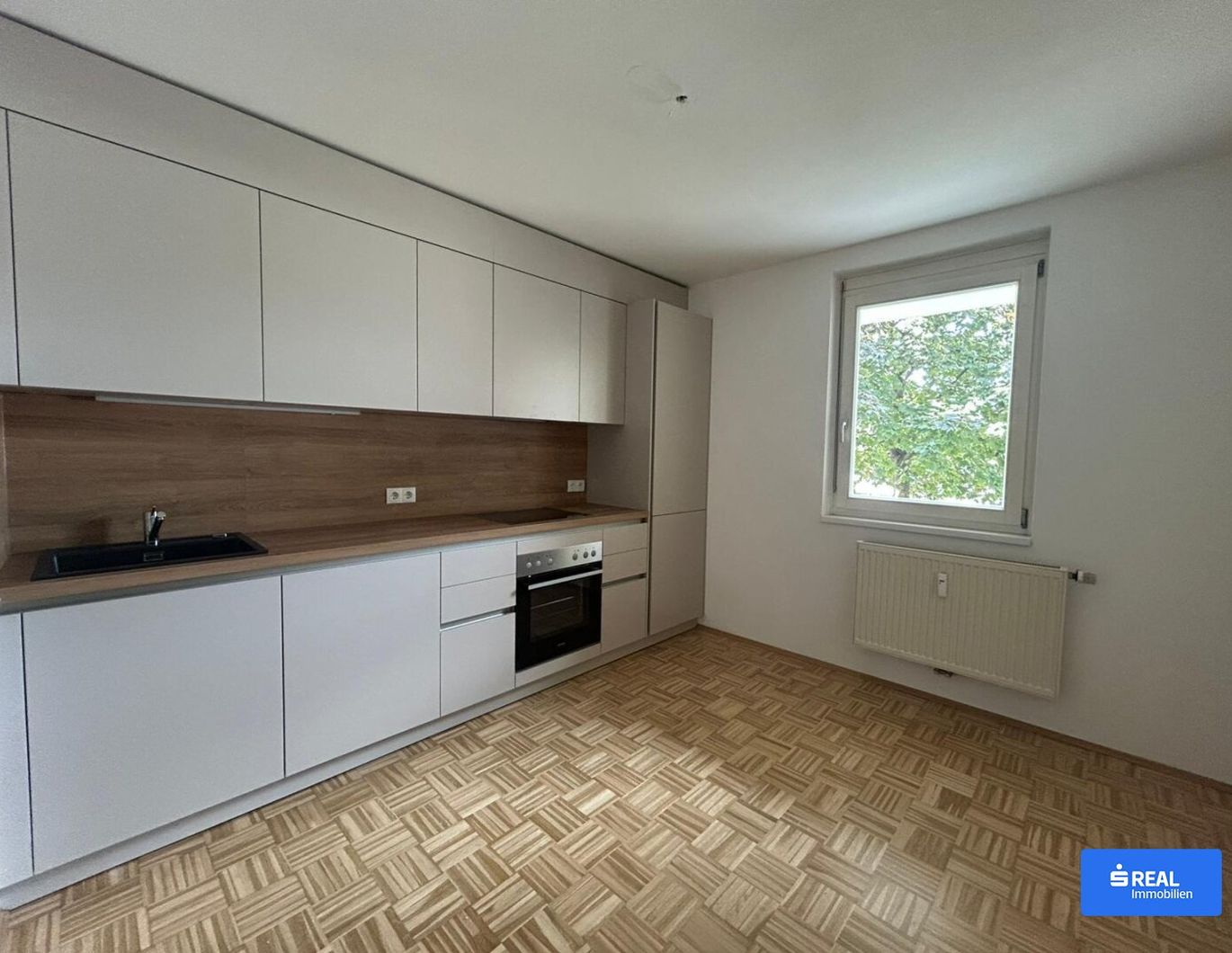 Teilsanierte Mietwohnung mit neuer Küche & Balkon in Wolfsberg - Reding!