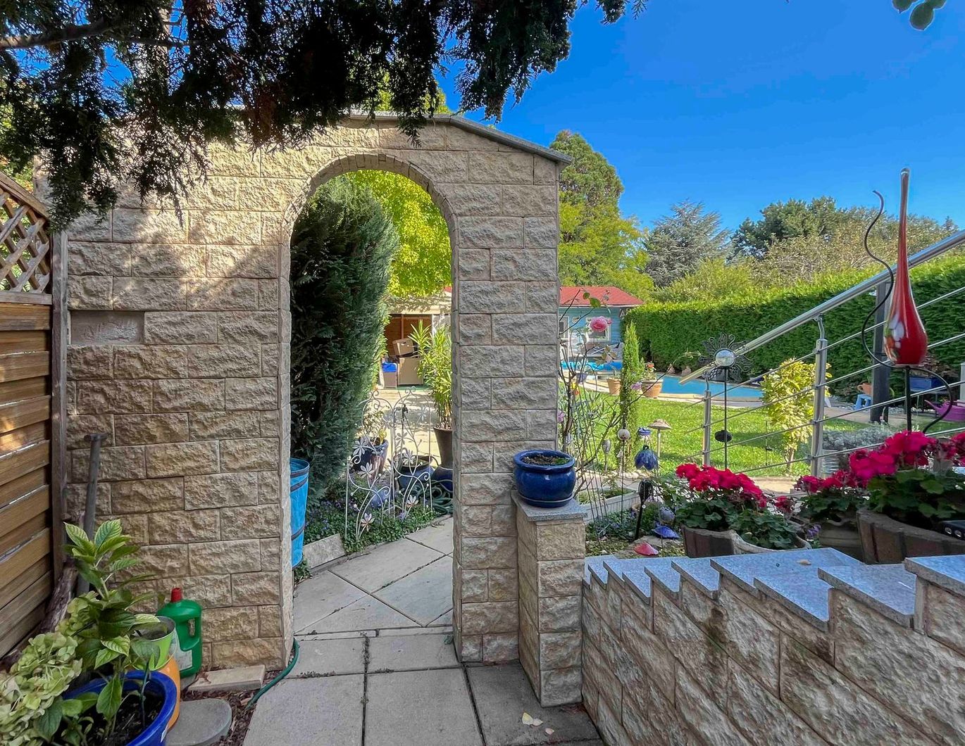 Haus mit Pool in Grünruhelage und doch zentral