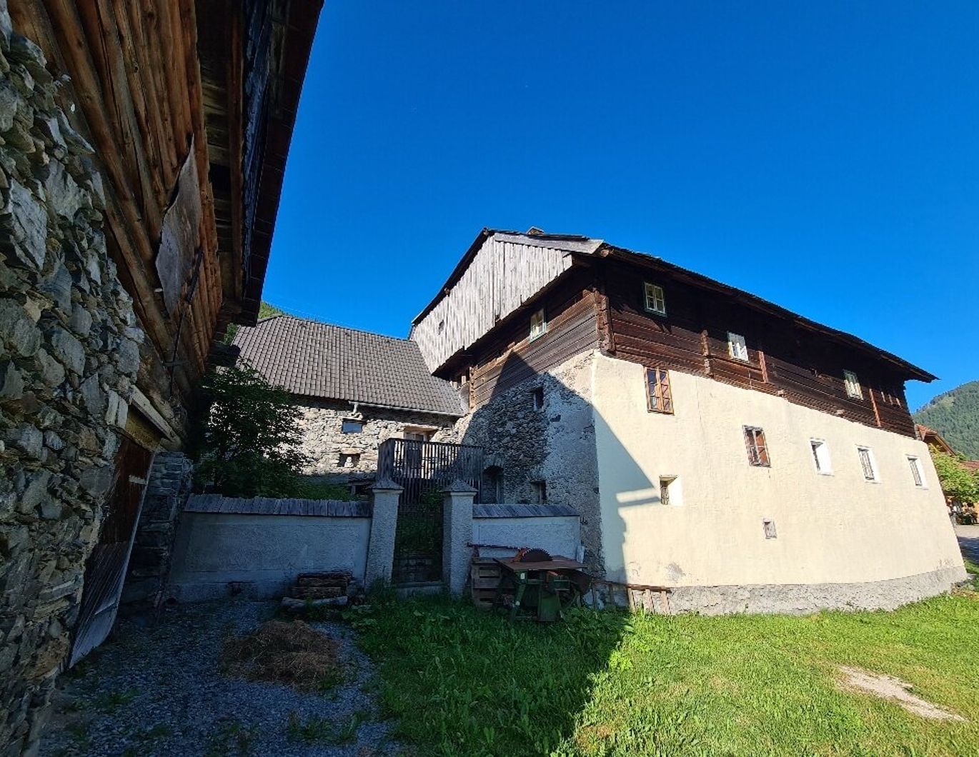 Großes, historisches Bauernhaus 