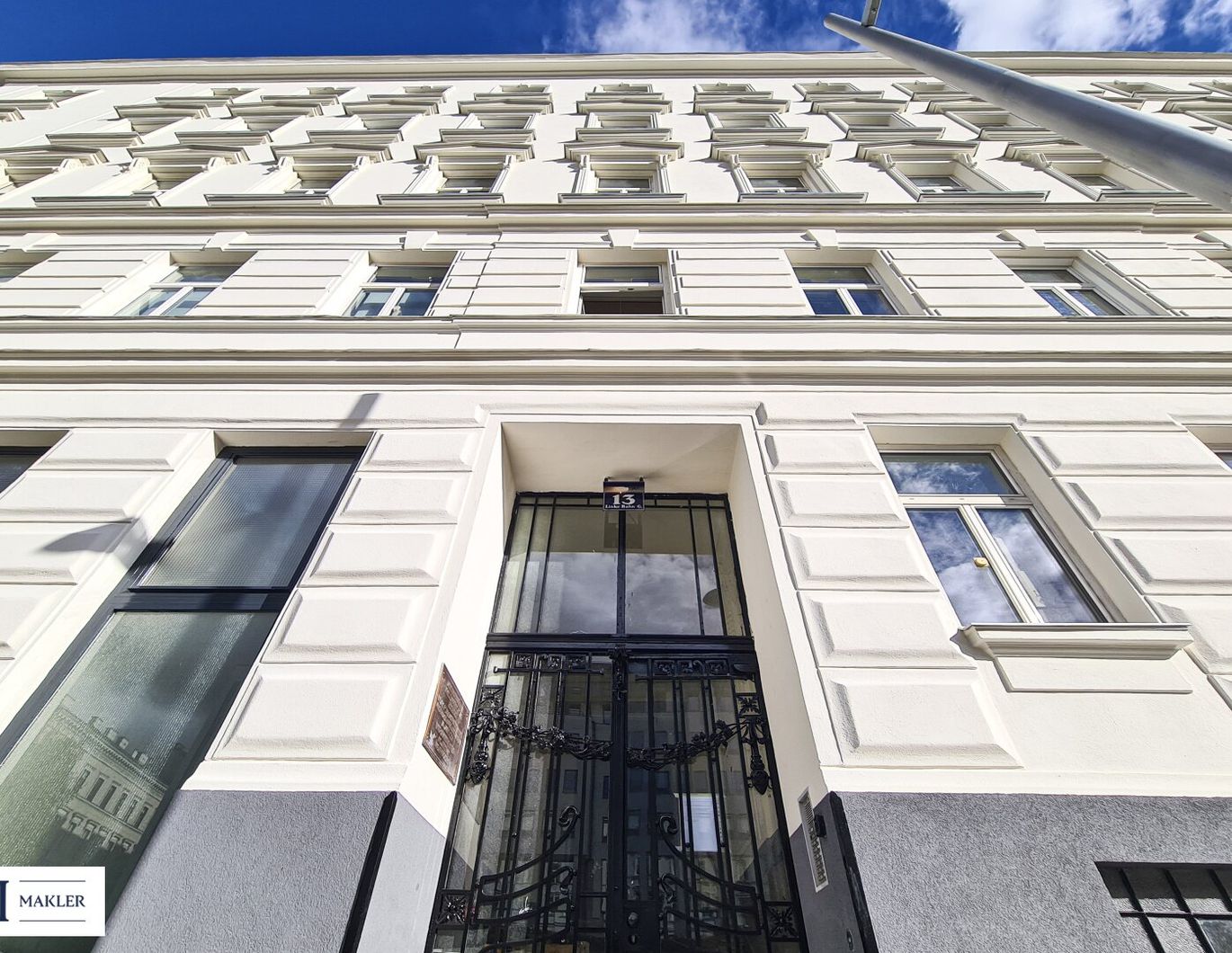 The TAILORED - Hochwertig sanierter Altbau mit Balkon