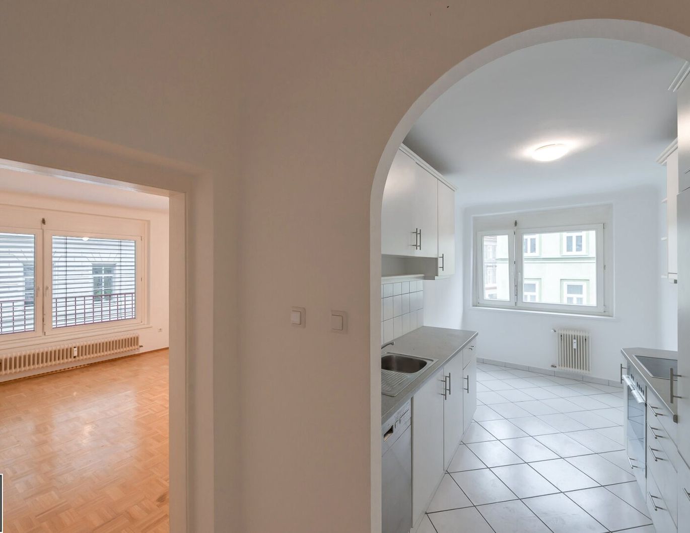 Gut aufgeteilte, zentrumsnahe Familien- oder WG-Wohnung (3 Zi. + separate Küche) ab 01.07.26!