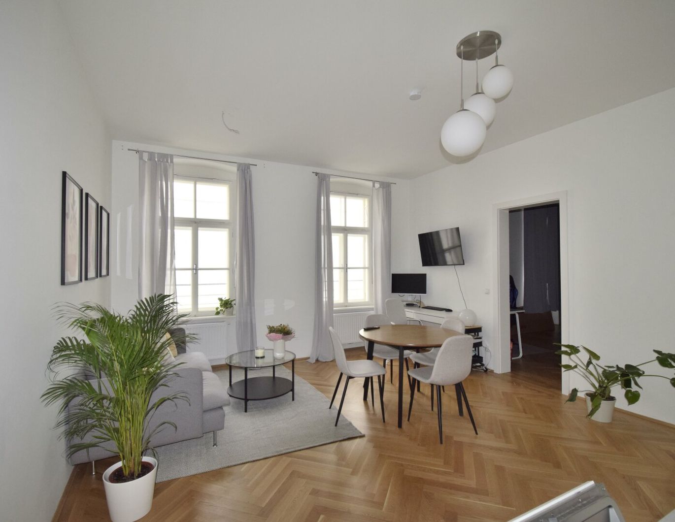 URBANES WOHNEN IM ZENTRUM - 2 ZIMMERWOHNUNG - TOP 04