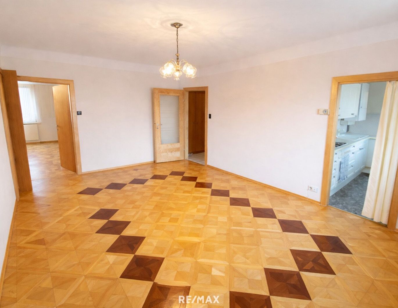 Helle 3-Zimmer-Wohnung im 2. Liftstock | Ideal für Paare, Familien oder Anleger