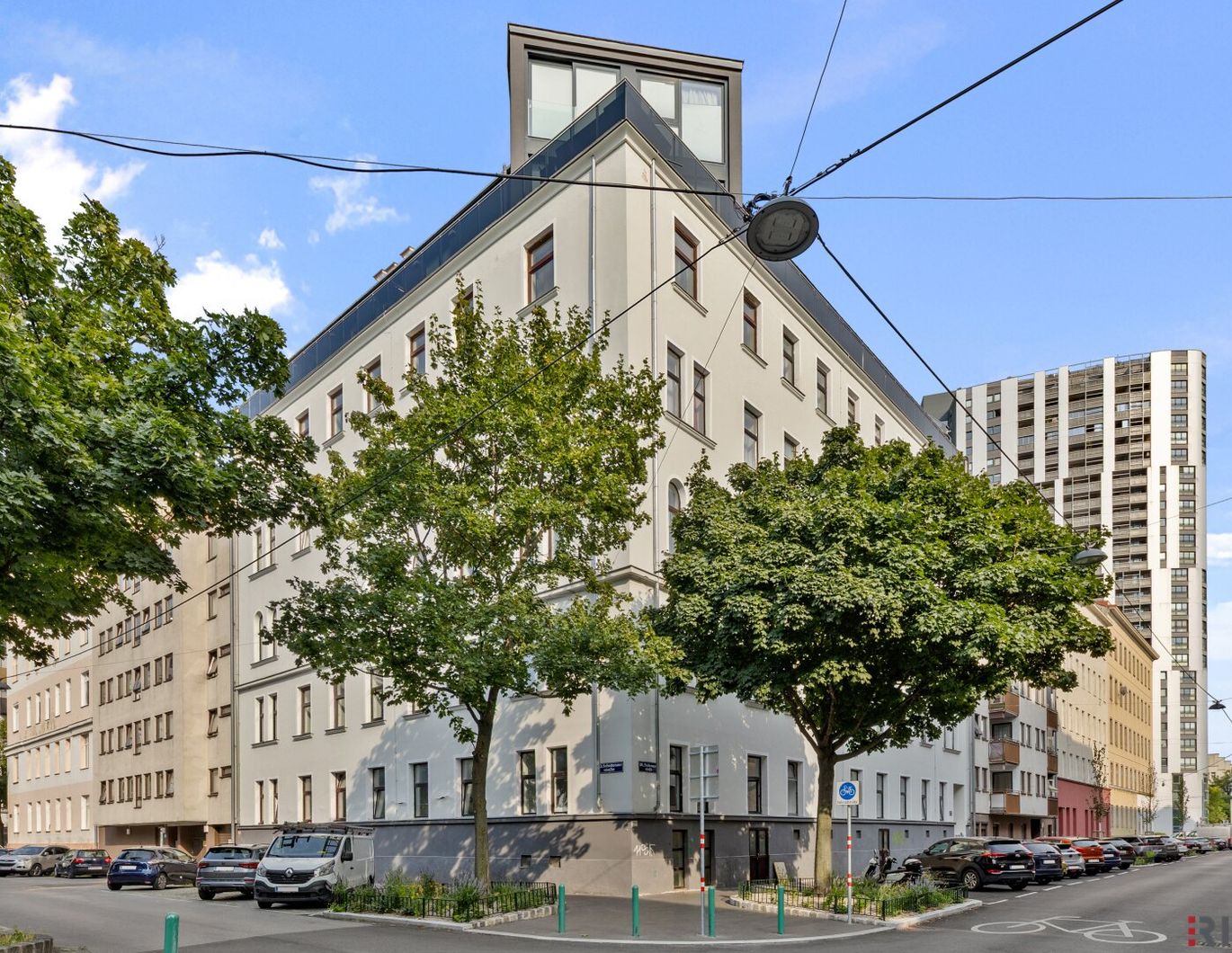 Moderne 3-Zimmer DG-Wohnung zwei Außenflächen und Ausblick