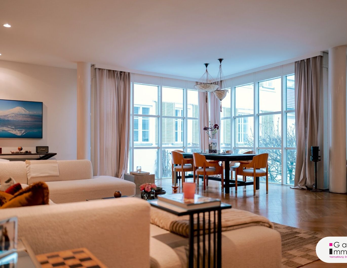 Herrschaftliches Anwesen bei der Mariahilfer Straße