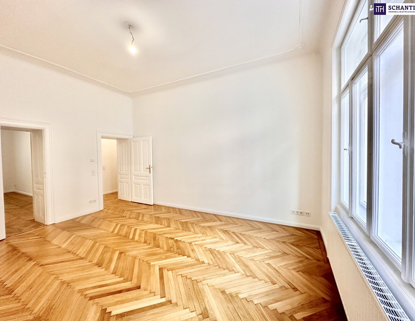 Preisreduktion! **Bestlage im Botschaftsviertel und neben Arenbergpark** Absolute Hof-Ruhelage mit Blick ins Grüne + Frisch renoviert + Traumhaft schönes Altbauhaus + Klassische Altbauwohnung
