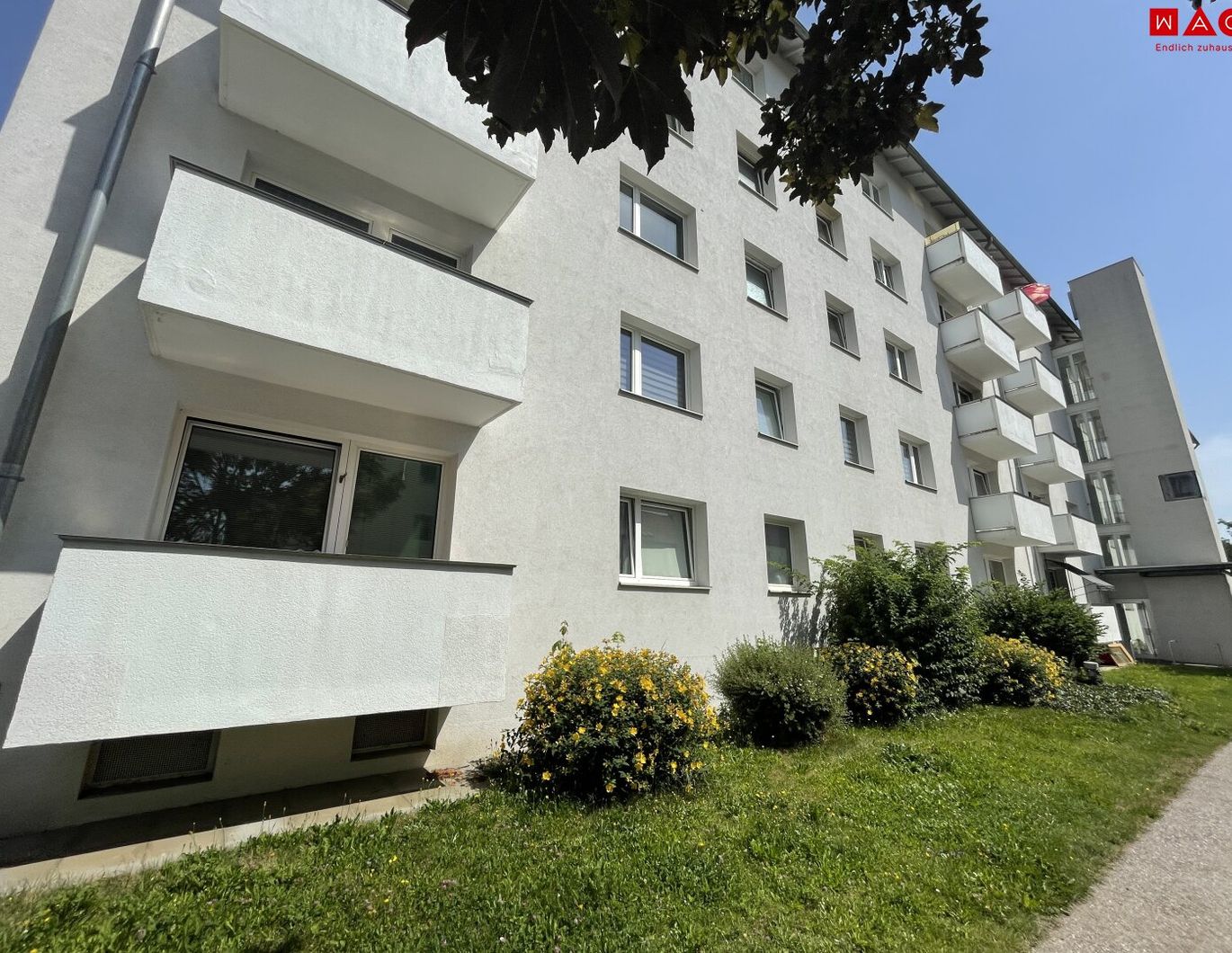 3 Zimmer-Wohnung mit südseitigem Balkon!