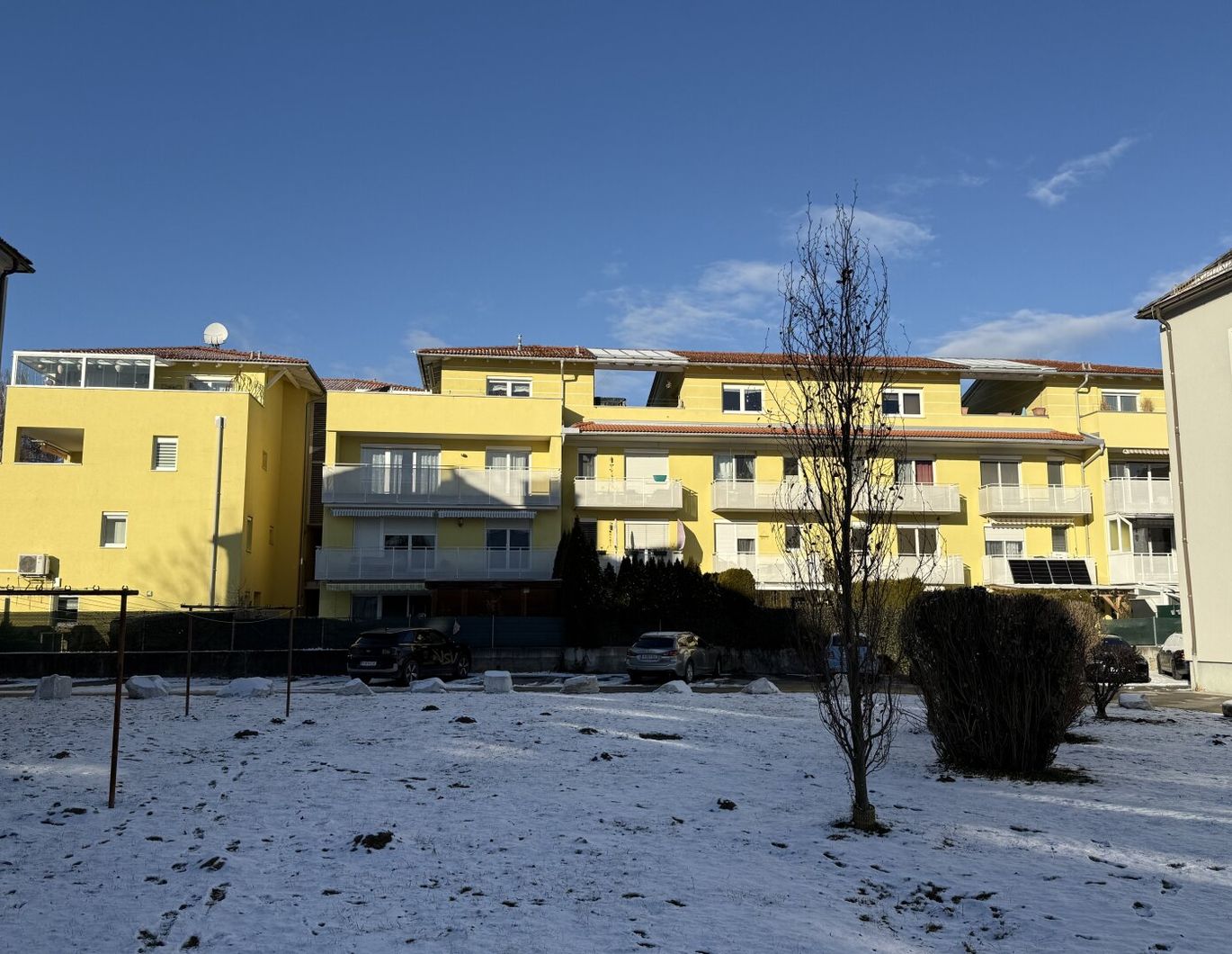 REIZENDE 2 ZIMMER-WOHNUNG MIT GROSSER LOGGIA