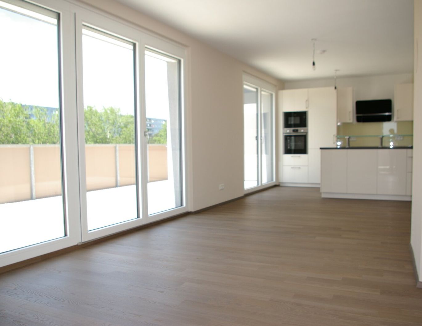 Bis September 2026 vermietet! DG-Wohnung mit 2 TERRASSEN
