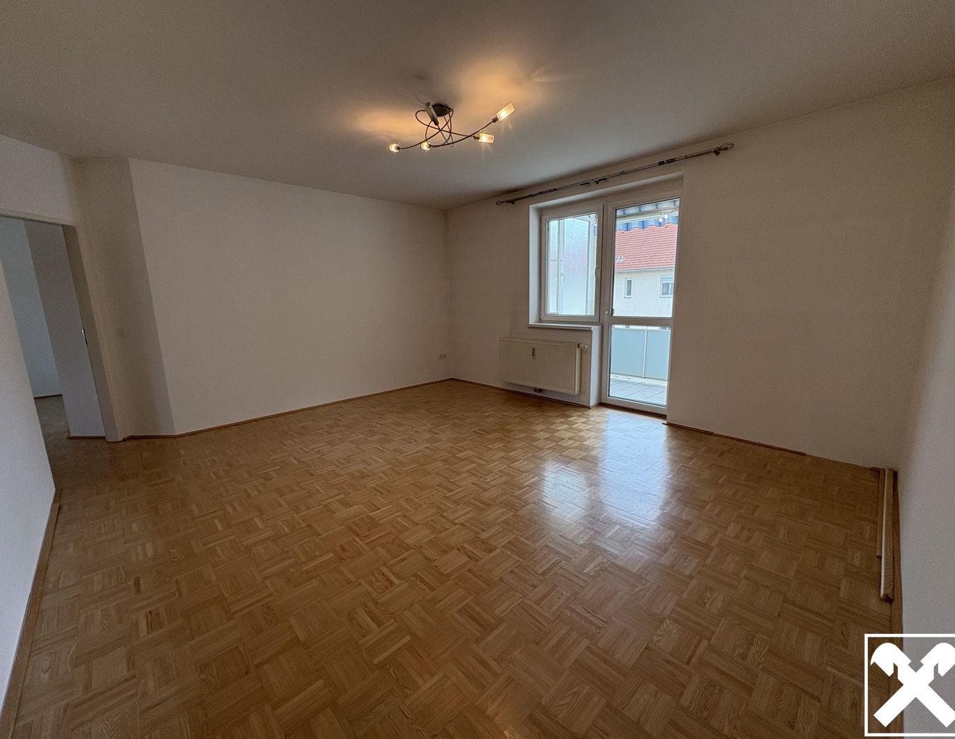 Preisreduktion! Herrliche 4-Zimmer-Wohnung mit Loggia & Tiefgaragenplatz