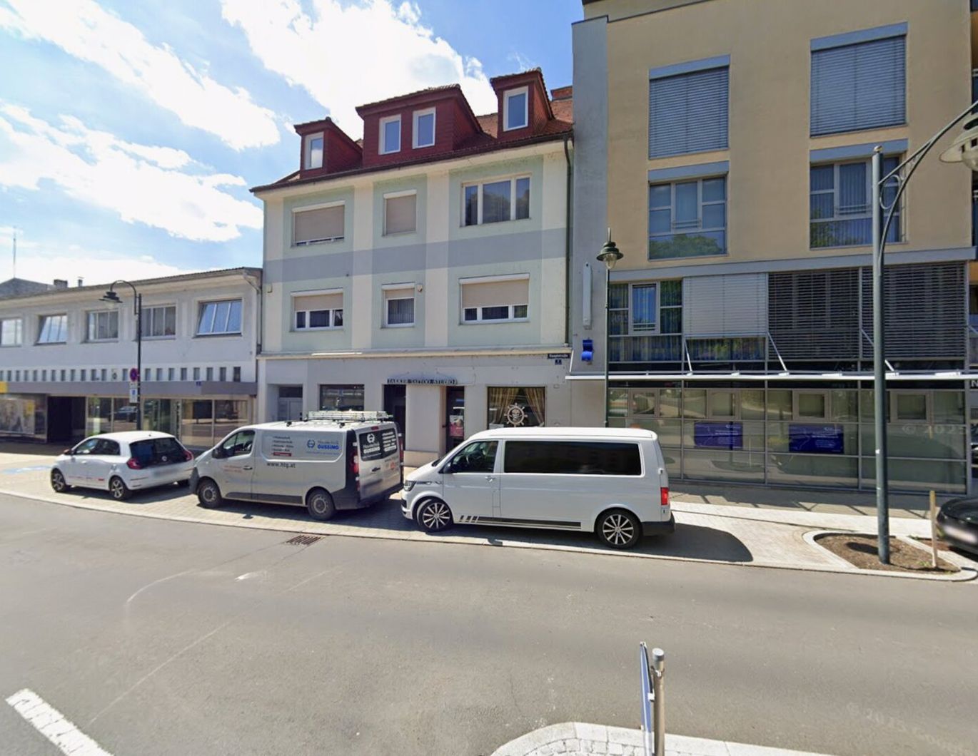 Die perfekte Gelegenheit! Großzügige 5-Zimmer Wohnung mit 2 getrennten Wohneinheiten mit Loggia und Balkon zum Schnäppchenpreis Hauptstraße / Güssing