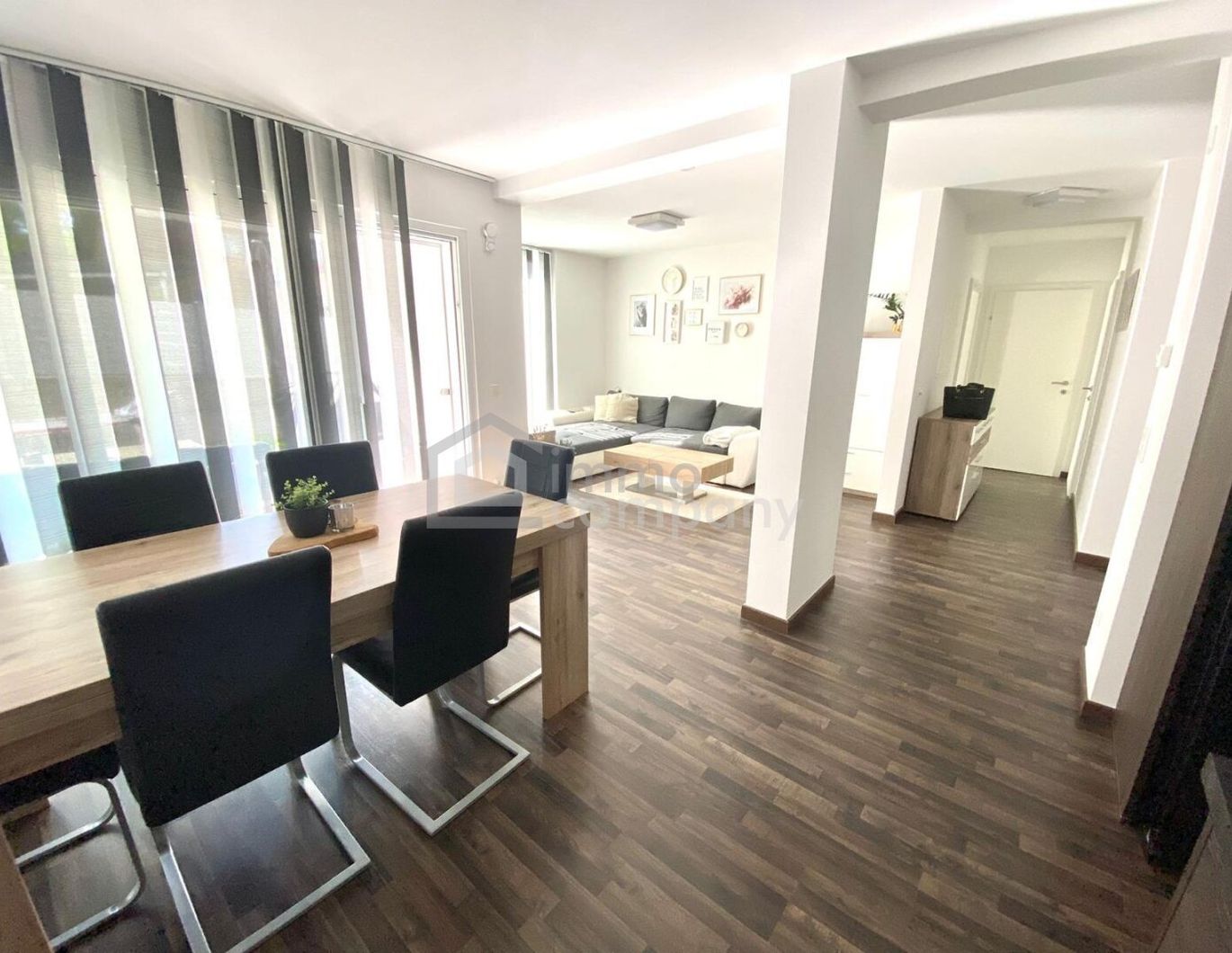 Attraktive Eigentumswohnung im Herzen von Seewalchen am Attersee - Wohnen, wo andere Urlaub machen!