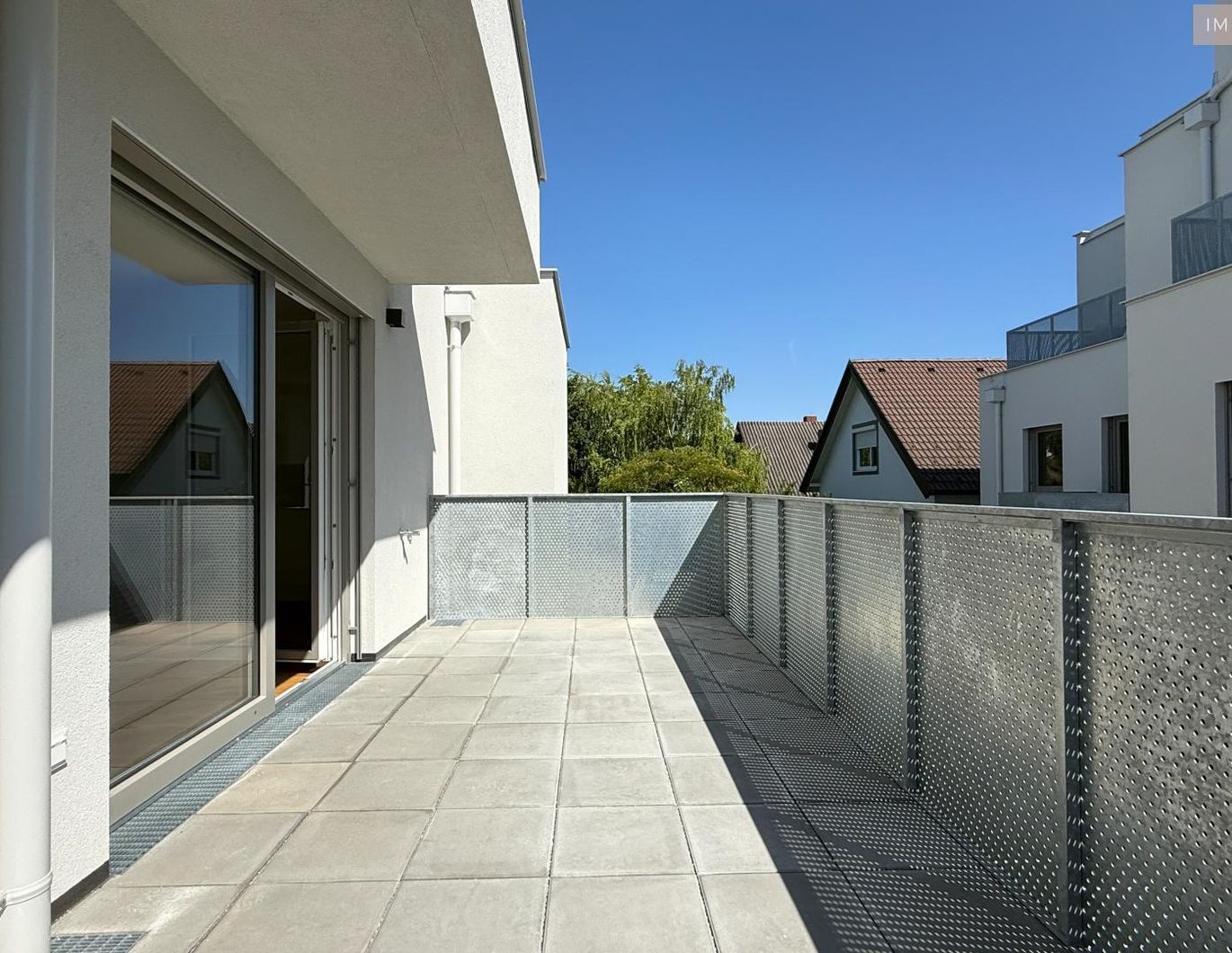 Sonnige Aussichten: 4 Zimmerwohnung mit Terrasse und Erstbezug!