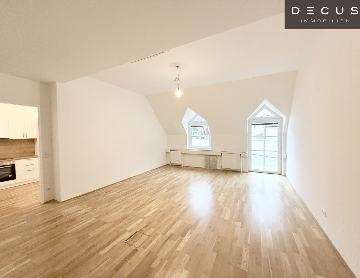 | AB SOFORT | 6 ZIMMER | NEUWALDEGGER STRASSE | WOHNUNG | GROSSE TERRASSE | 1170