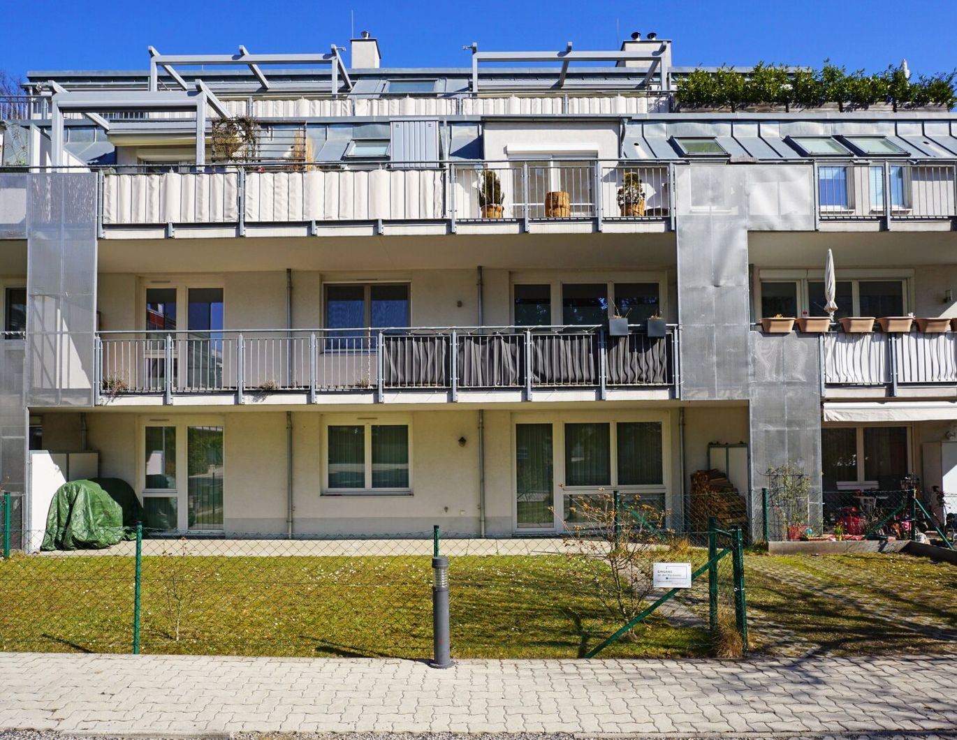 Moderne Familienwohnung mit Eigengarten - Hauptplatznähe