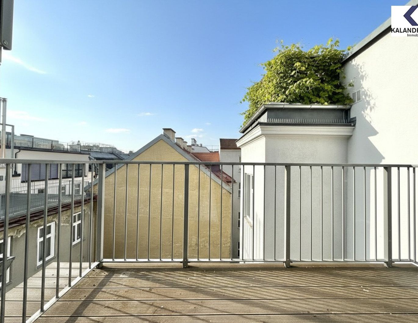 360 TOUR // TERRASSENWOHNUNG NAHE VORGARTENMARKT