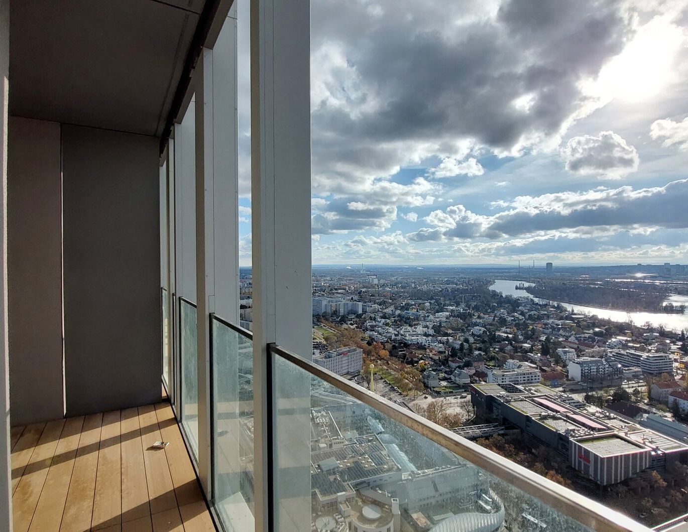 TOWER HOMES - Erstklassige Ausstattung & Rooftop Wellness