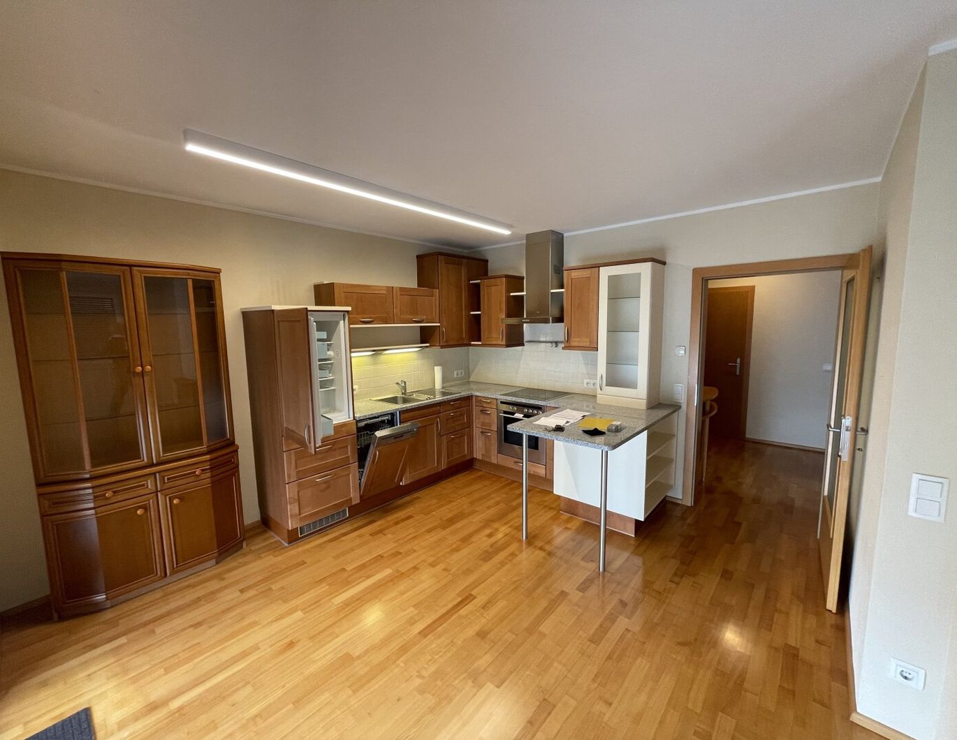 3-Zimmer-Wohnung mit möblierter Küche, Terrasse und Garagenparkplatz in beliebter Wohngegend Schärding