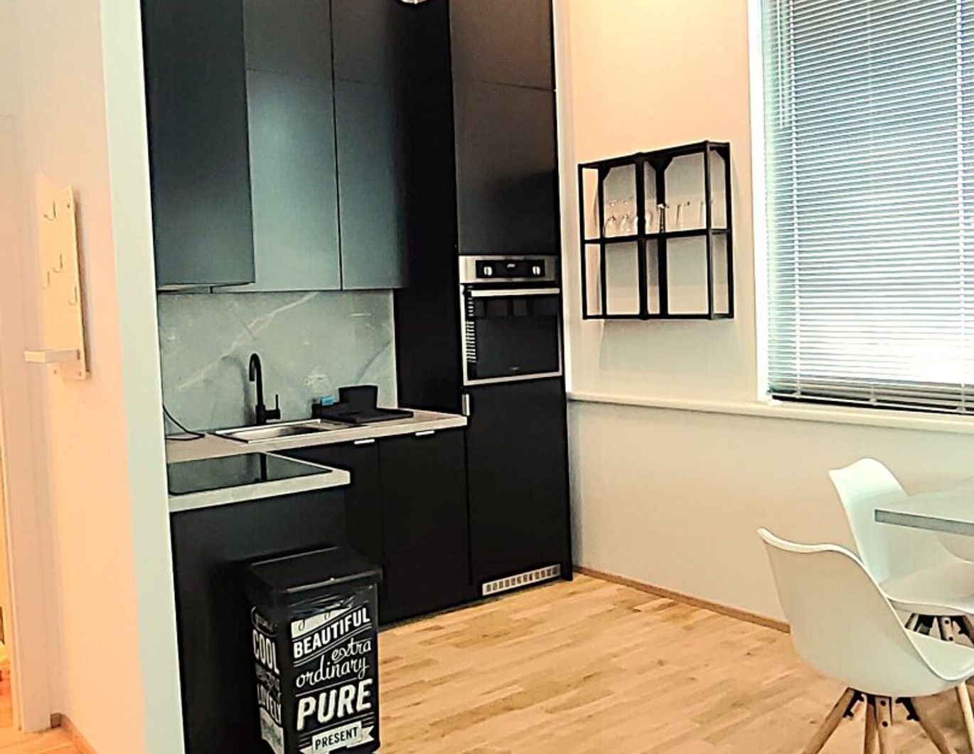 ANLEGERWOHNUNG - ZWEIZIMMERWOHNUNG MIT LOGGIA - WIENER NEUSTADT