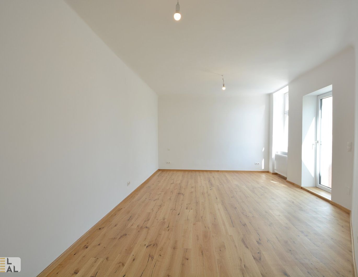 Charmante Dachgeschosswohnung in zentraler Lage von Wien - ideal für Singles!
