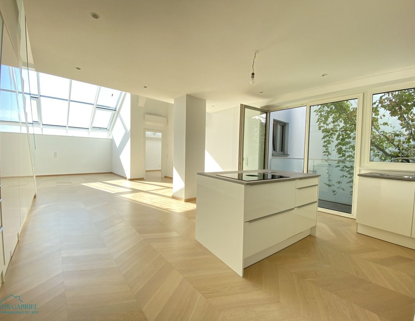 TOP DACHGESCHOSS-MAISONETTE