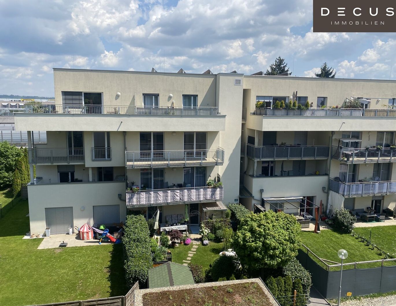 | TERRASSENHIT | PUNTIGAM | FÜR PÄRCHEN | DREI-ZIMMER