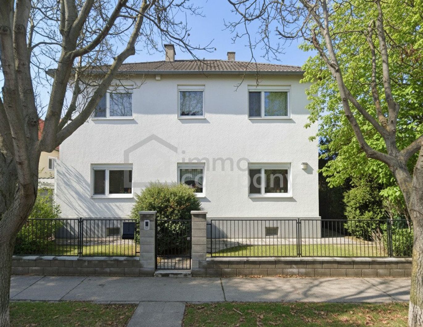 Mehr Raum fürs Leben - 2 Wohneinheiten, Garten & Garage