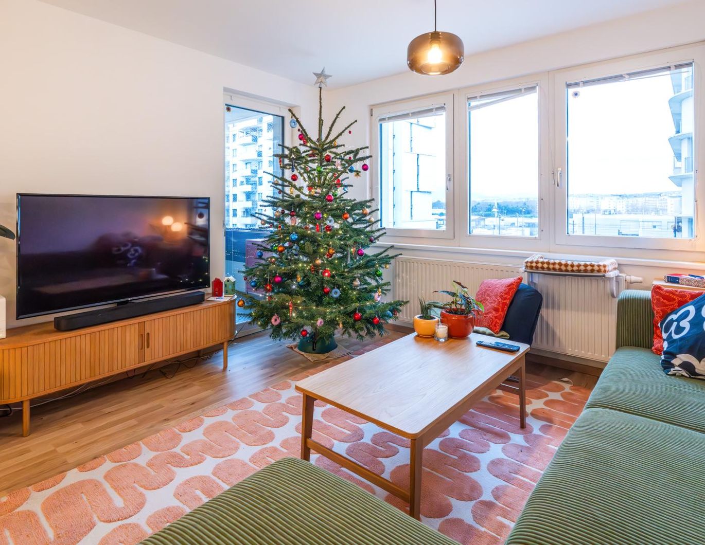 Beinahe Erstbezug: Hervorragend angebundene Drei Zimmer Neubauwohnung - erste Besichtigungen 29./30.12.