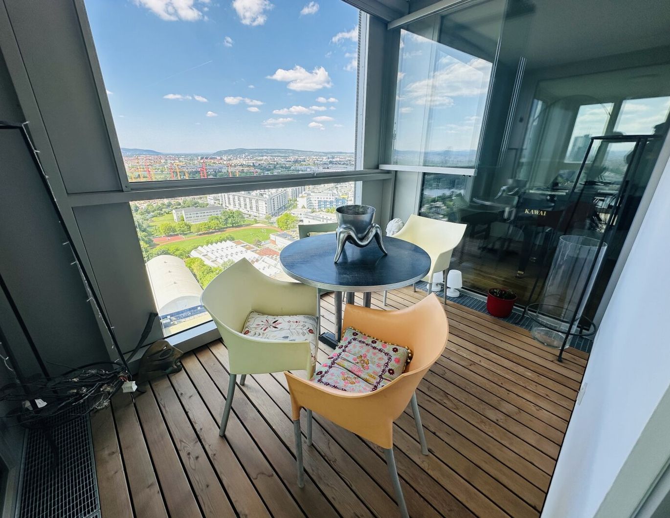 3 Schlafzimmer WOHNUNG, 24.Stock mit DACHPOOL