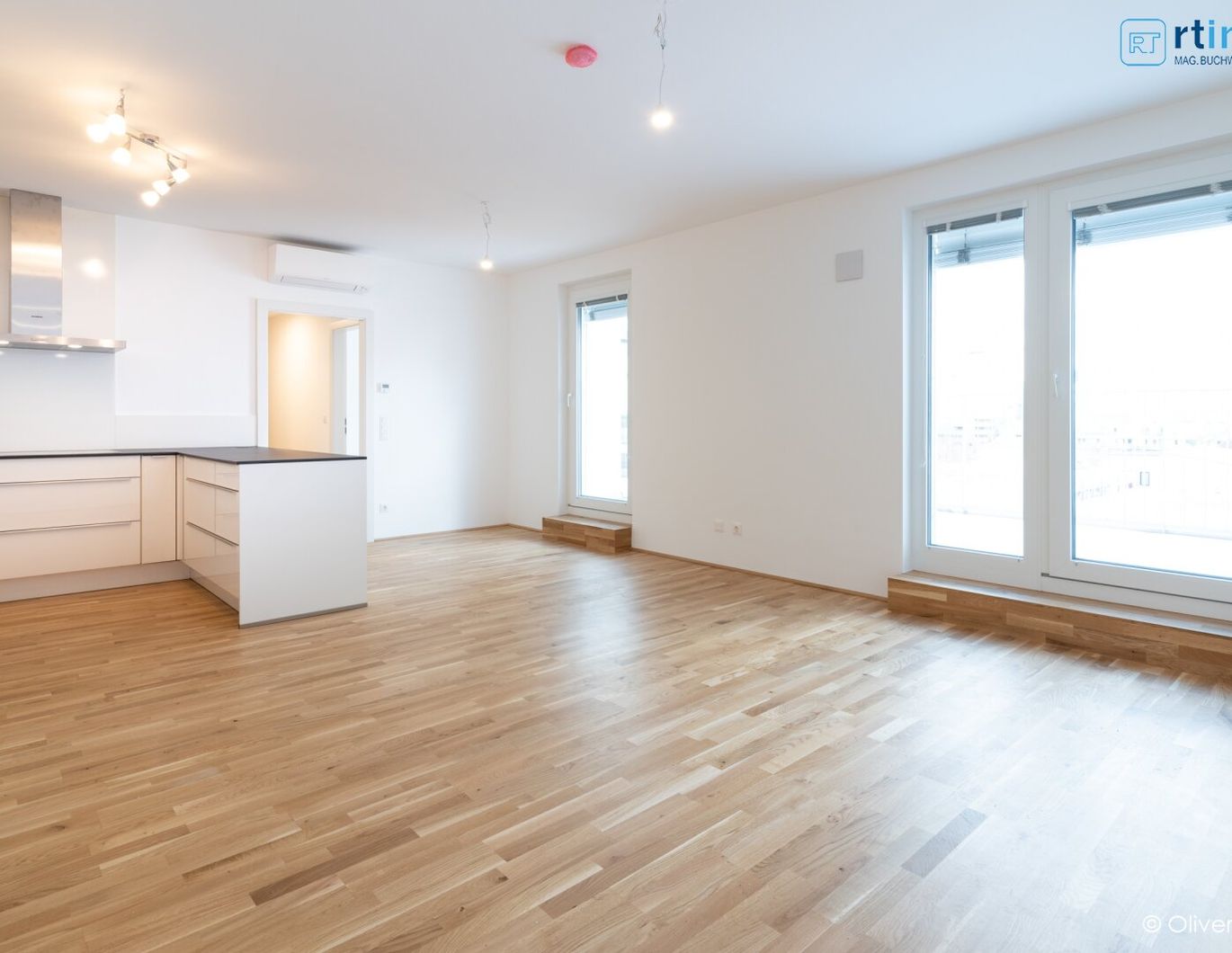 WUNDERSCHÖNE FAMILIENWOHNUNG MIT DACHTERASSE UND AIRCONDITION