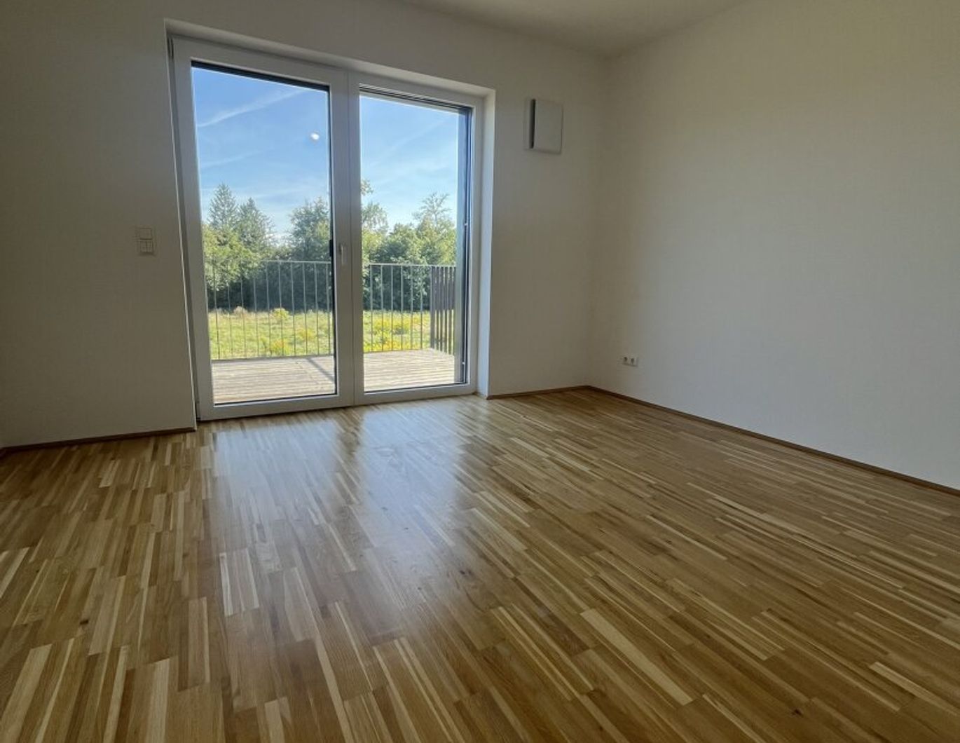 Traumhafte 4 1/2 - Zimmer Wohnung mit großzügigem Balkon und grünem Flair in Traun / St. Martin