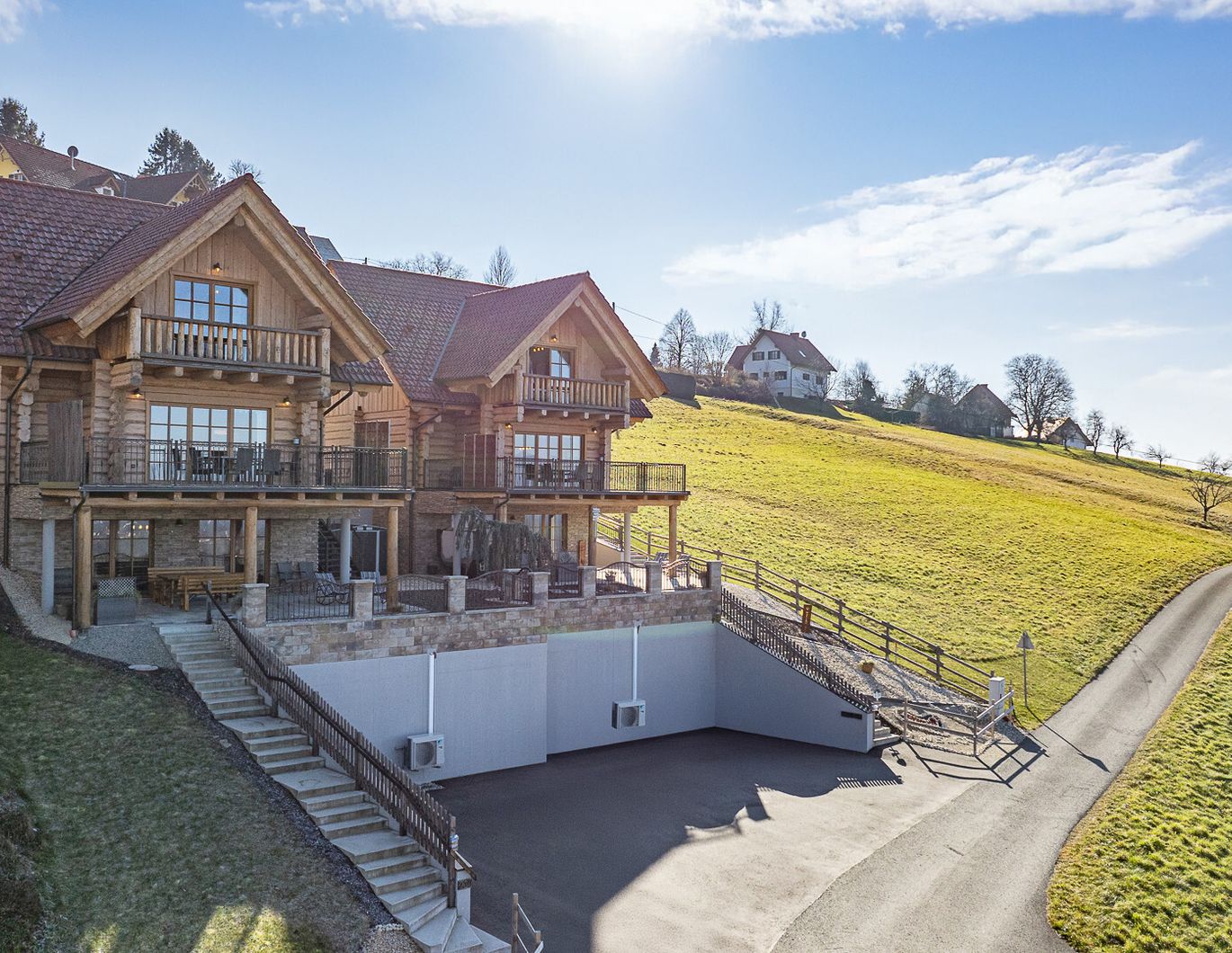 Blockhaus-Chalet A mit traumhaftem Ausblick in idyllischer Ruhelage