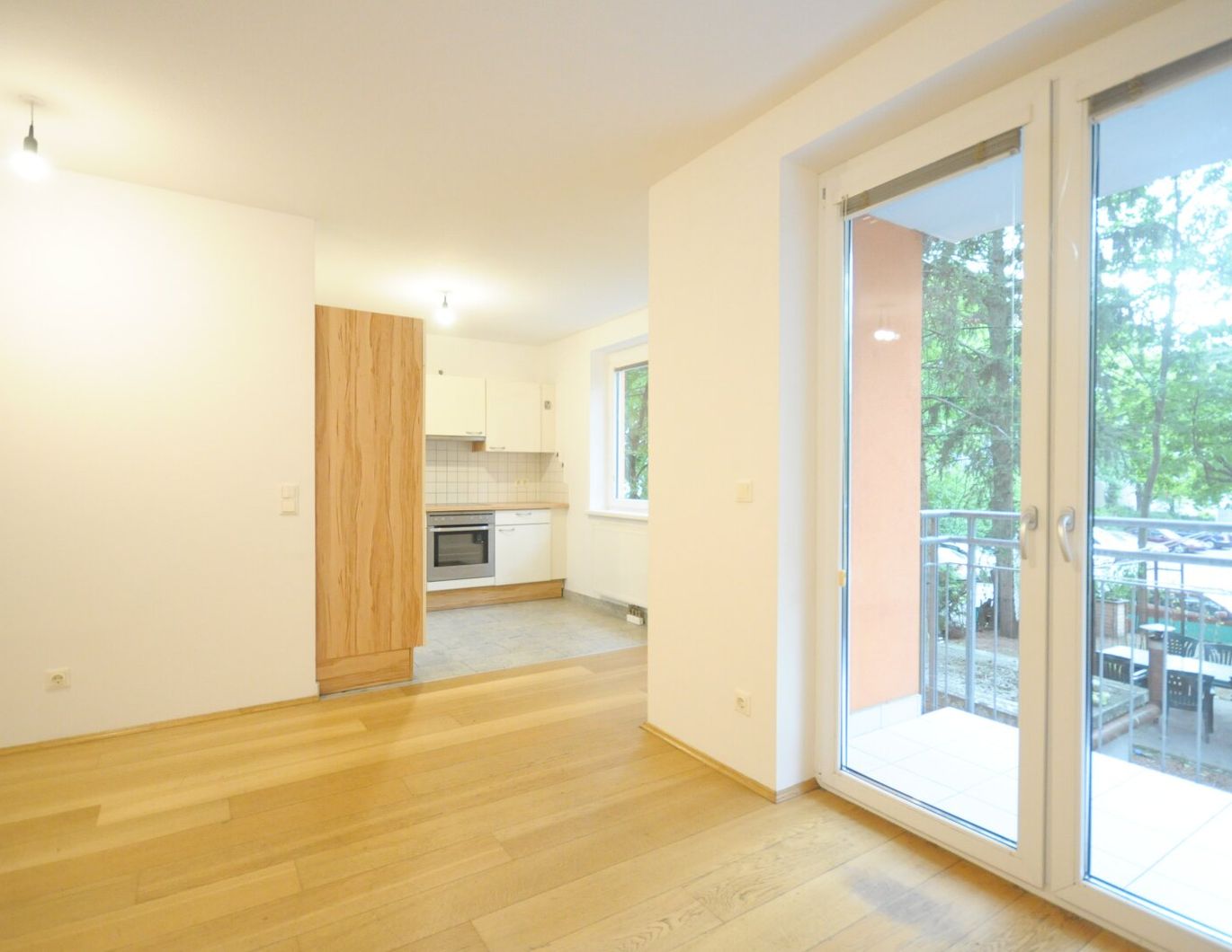 GUT DIMENSIONIERTE 2-ZIMMER-WOHNUNG BEIM HANUSCH KRANKENHAUS