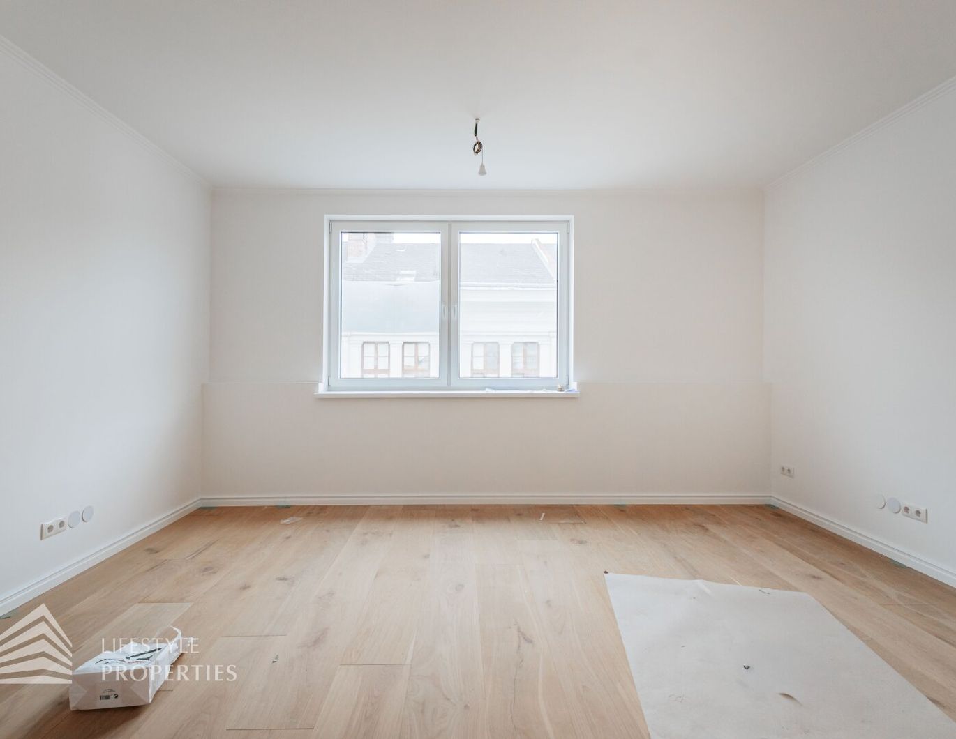 Heller 2-Zimmer Erstbezug, Nähe Wiedner Hauptstraße