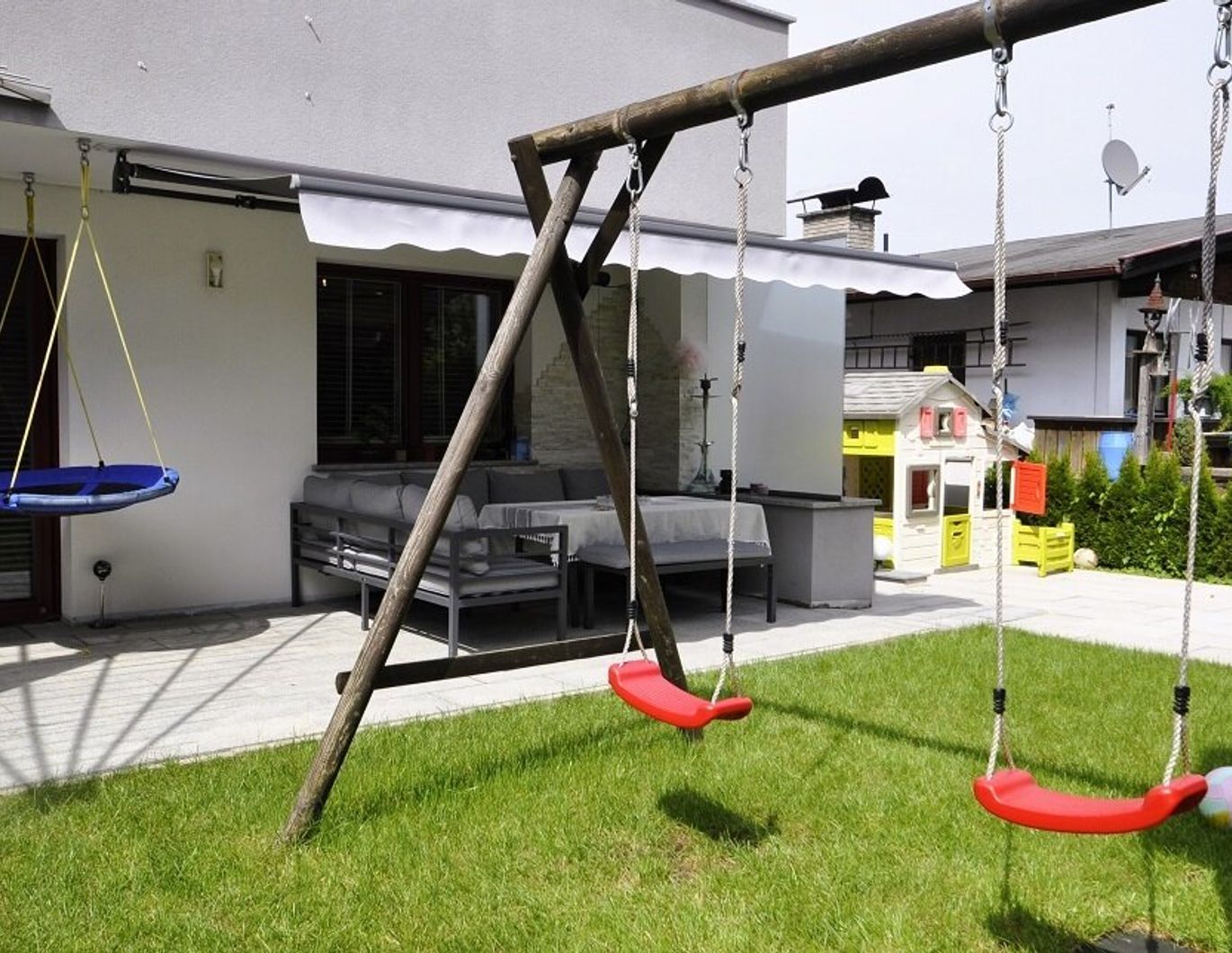 ANGERBERG - modernes Wohnvergnügen in Tirol: Doppelhaushälfte mit Garten, Balkon, Terrasse & Garage - 5 Zimmer