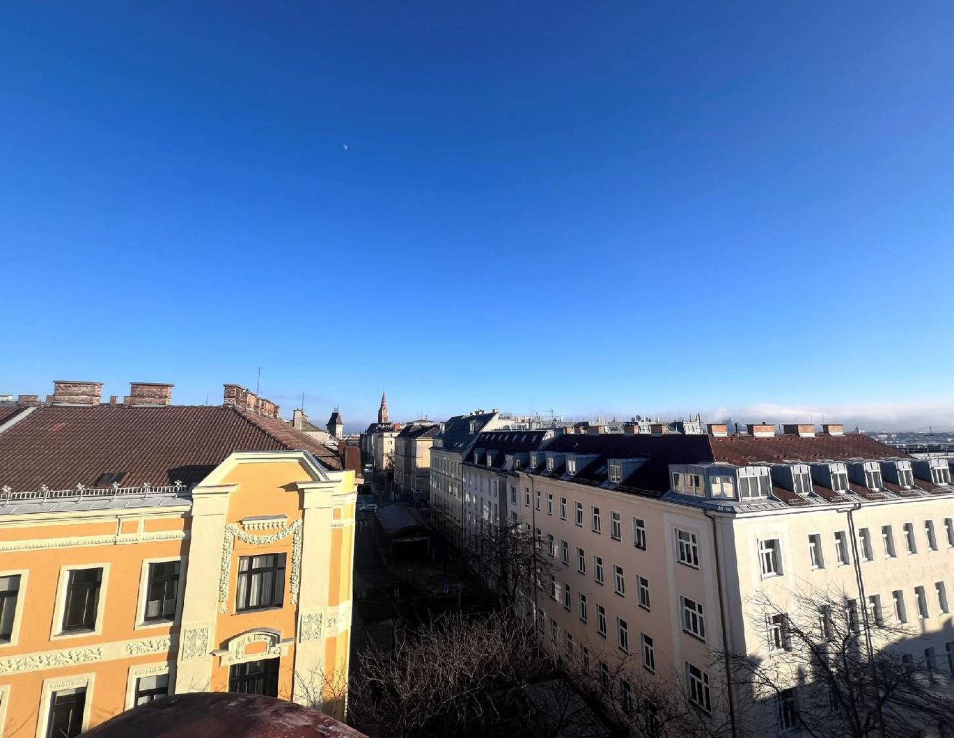 Baubewilligter Rohdachboden beim Meiselmarkt