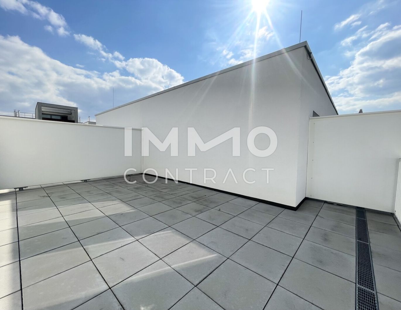 EDI N° 7 - Dachgeschosswohnung mit riesiger Terrasse