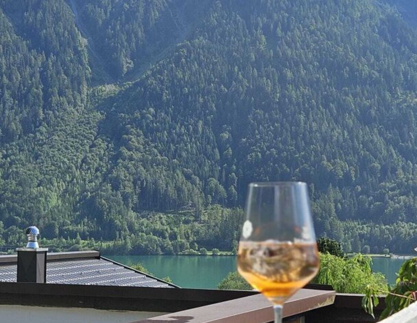 Seltene Perle zur Miete am Achensee: Ihr privater Ferien-Bungalow mit Panorama-Terrasse!