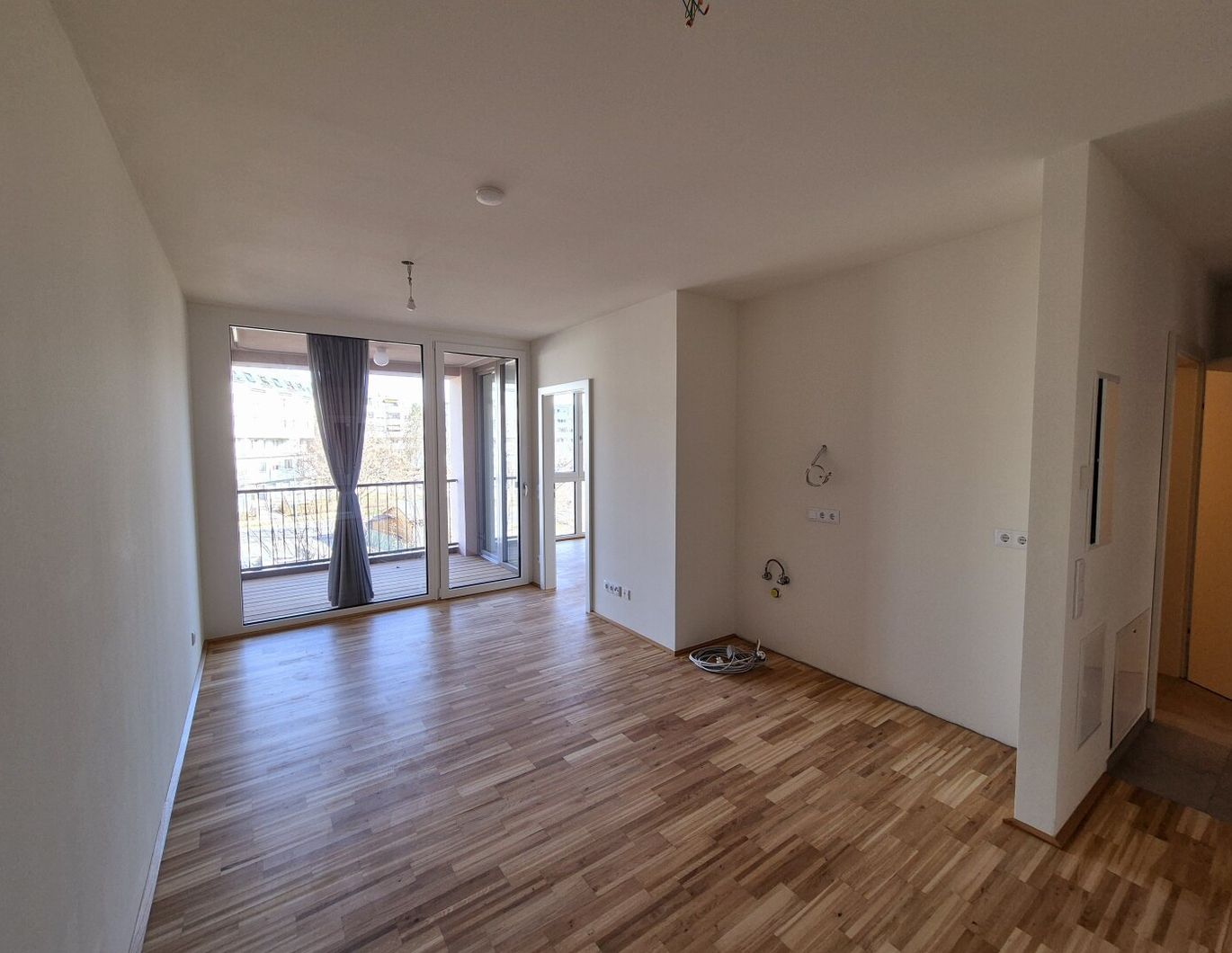 Exklusives Wohnen - 2-Zimmer-Wohnung mit schöner Loggia!