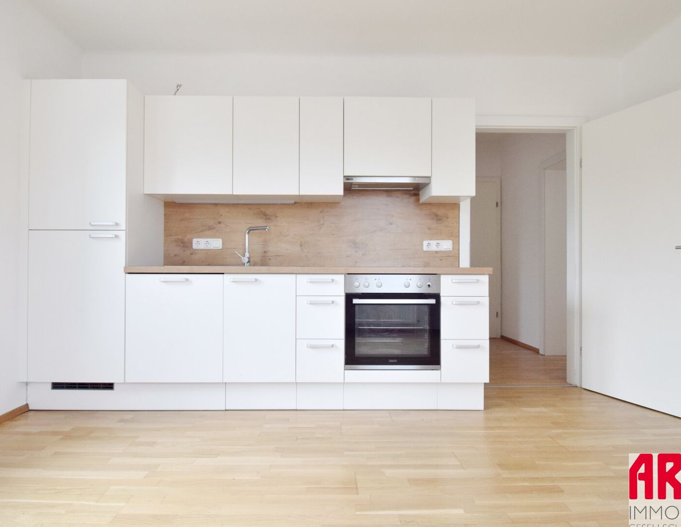 2-ZIMMER-WOHNUNG MIT TOP ANBINDUNGEN - TOP NR. 3