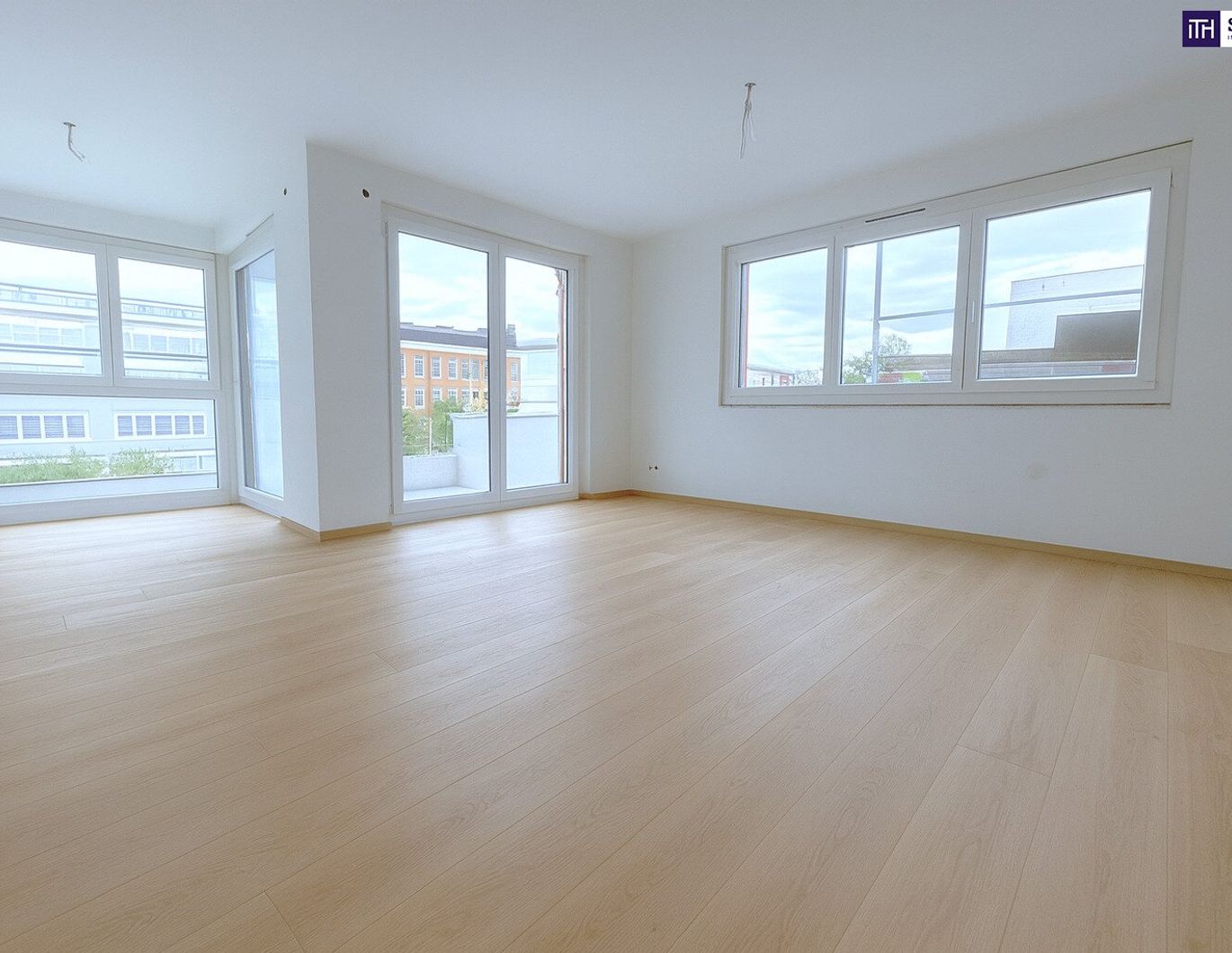 Höchst verführerisch: Exklusive 4-Zimmer-Dachgeschoßwohnung im Zentrum Schwechats - nachhaltig, hochwertig & unwiderstehlich!