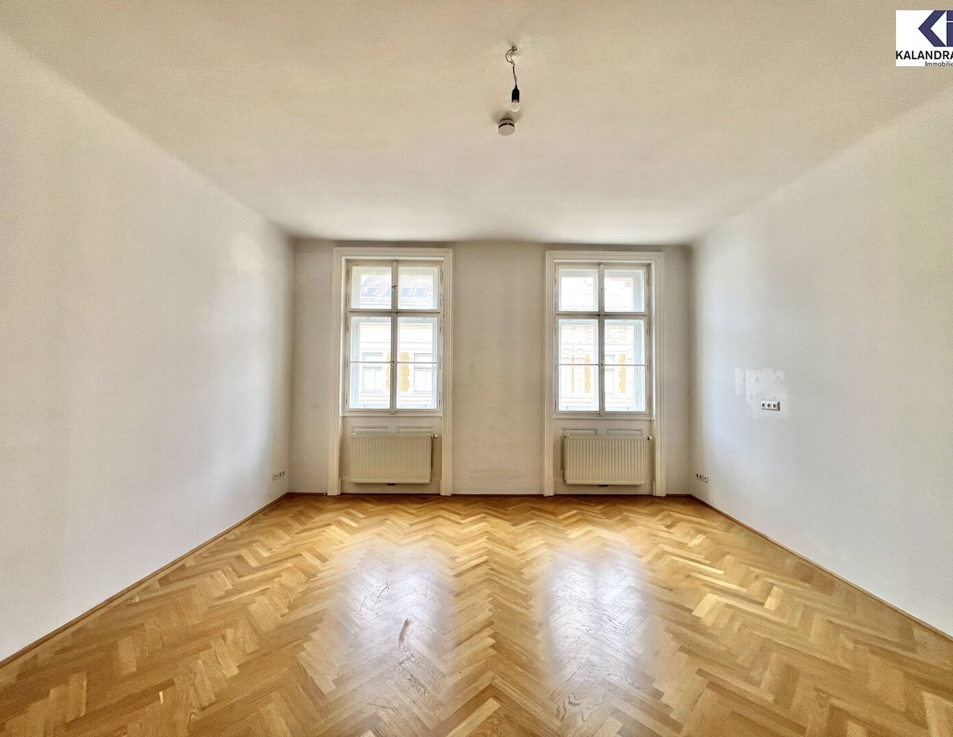 360 TOUR // GENERALSANIERTE ALTBAUWOHNUNG MAHLERHOF